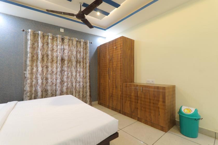 Shree Ram Hotel Gorakhpur Buitenkant foto