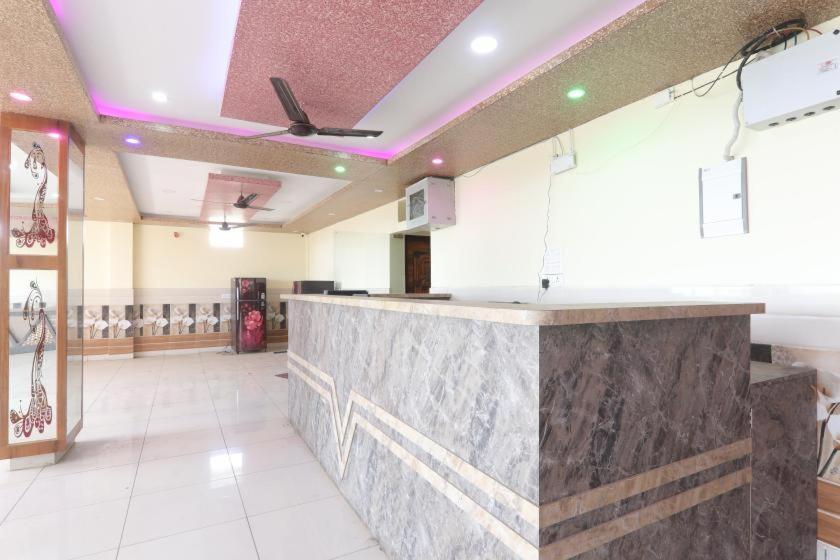 Shree Ram Hotel Gorakhpur Buitenkant foto